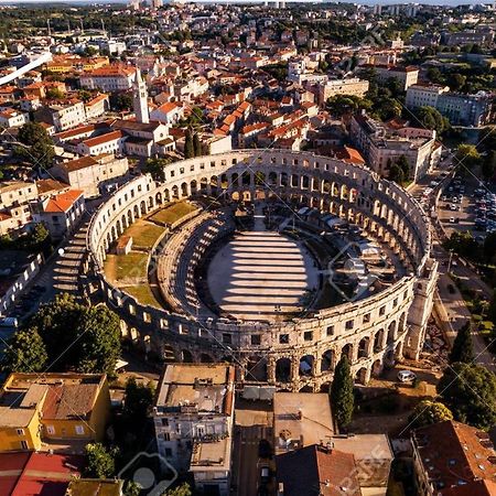 Pula Center Arena Belvedere Apartments And Rooms Kültér fotó